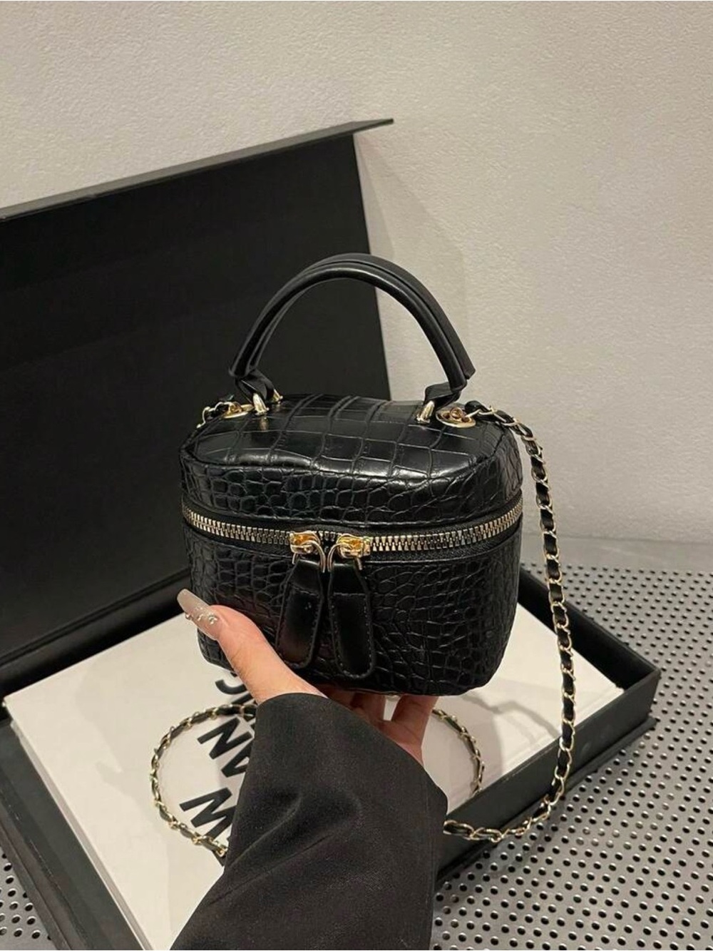 Black Croc-Texture Crossbody Bag with Gold Zipper